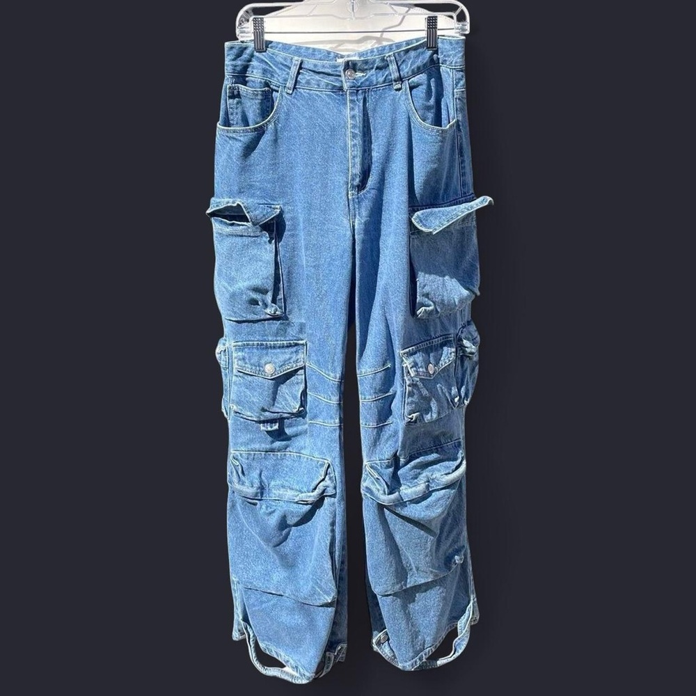 Wide leg utility jeans

Size: 27
